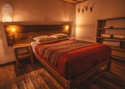 double bed room in urubamba with a private bathroom in the sacred valley on inca
